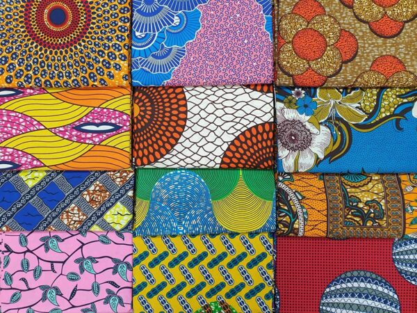6 Random African Fashion Inspired Style Fabric Fat Quarters/Samples - Cotton Ankara Material for Sewing, Mask Making, Quilting, Patchwork, Art and Craft - Size: 56cm x 45cm or (22" x 17.5") (6 Pieces)